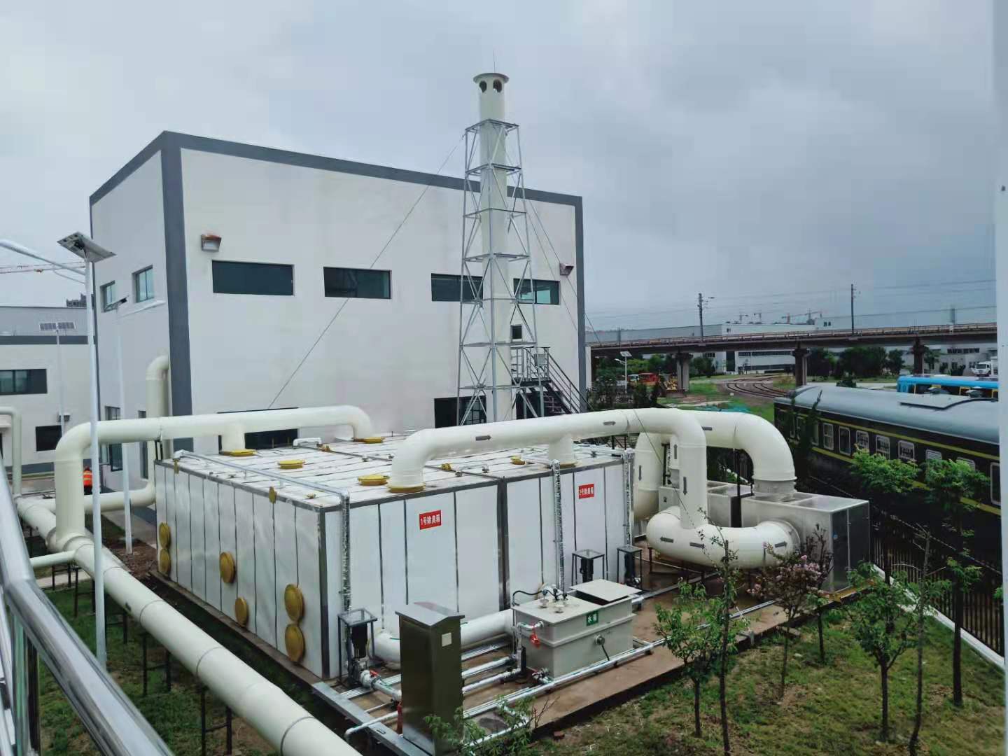 什么是玻璃钢生物除臭箱